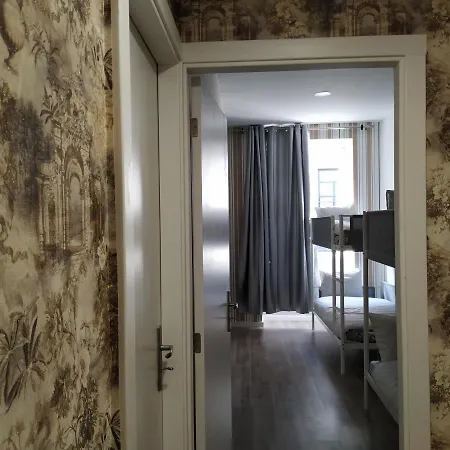 Majestic Hostal