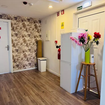 بيت شباب Majestic